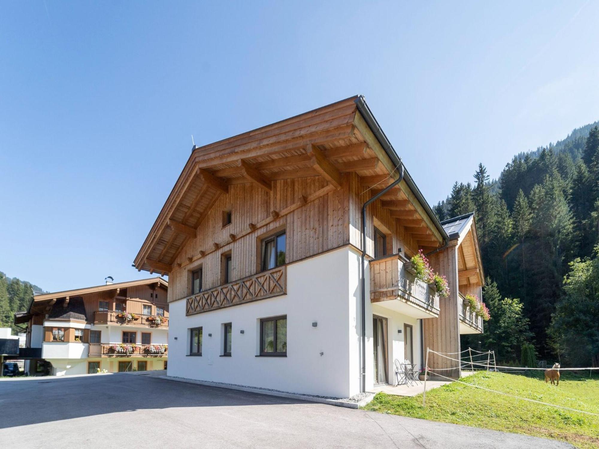 Chalet With Sauna And Jokercard In Summer Saalbach-Hinterglemm